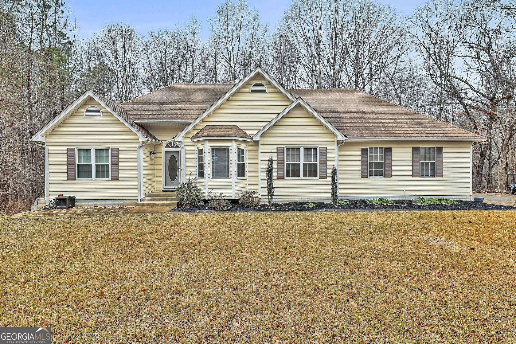 1.5 Acres of Residential Land with Home for Sale in Newnan, Georgia