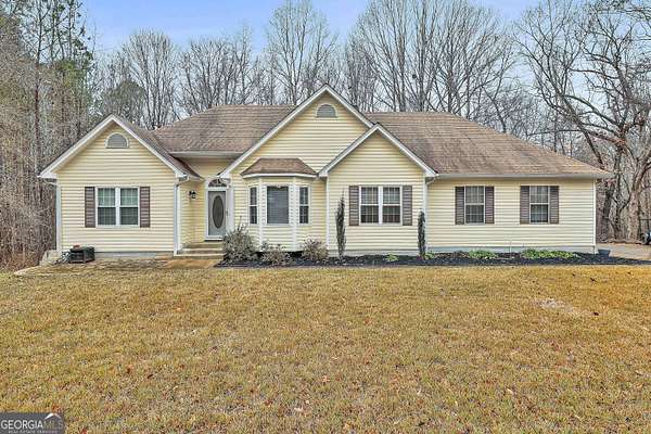 1.5 Acres of Residential Land with Home for Sale in Newnan, Georgia