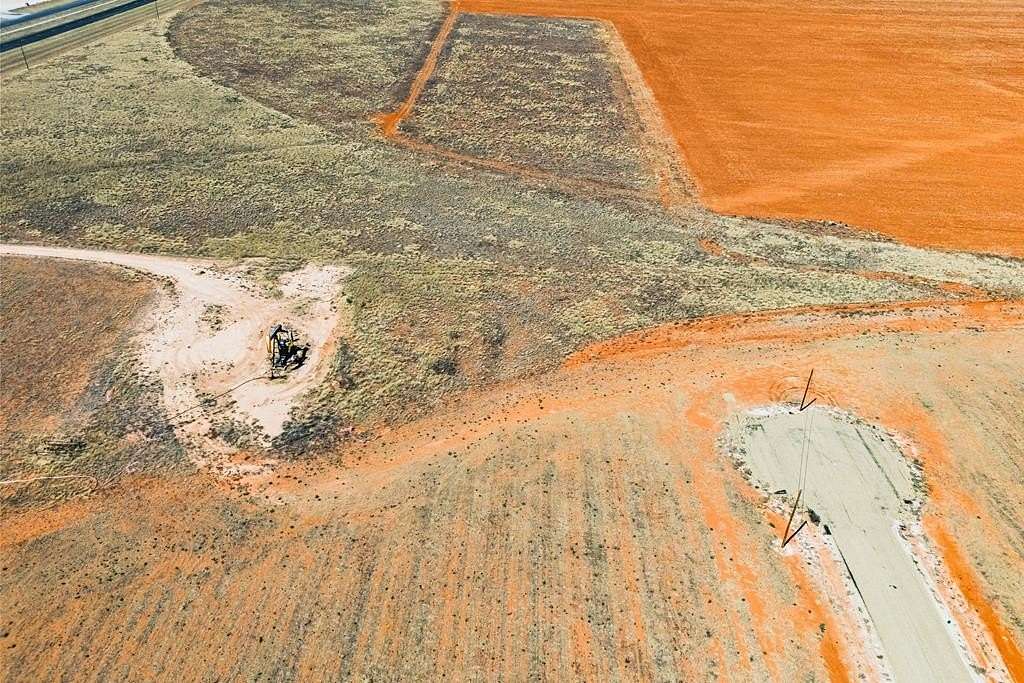 3.54 Acres of Residential Land for Sale in Seminole, Texas