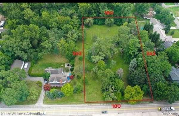1.5 Acres of Residential Land for Sale in Farmington Hills, Michigan
