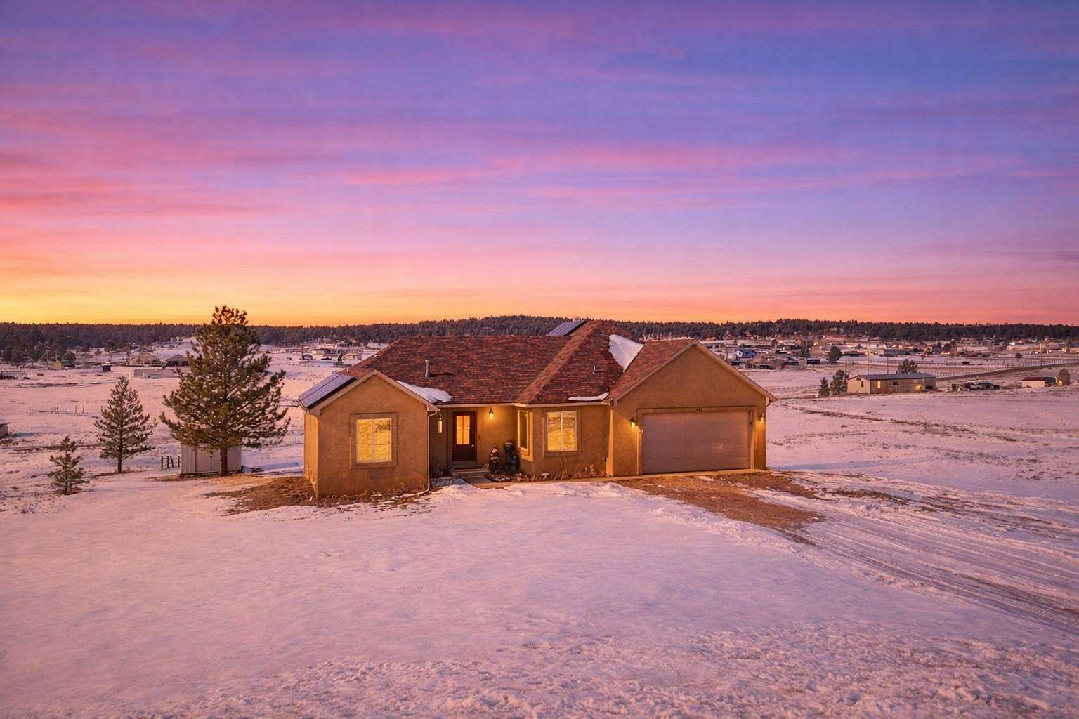 2 Acres of Residential Land with Home for Sale in Florissant, Colorado