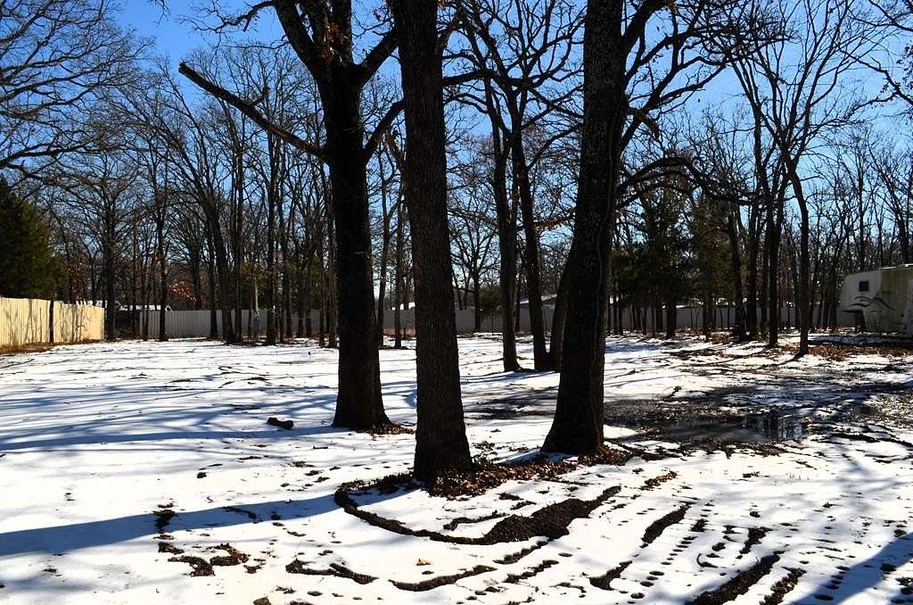 0.36 Acres of Residential Land for Sale in Gun Barrel City, Texas