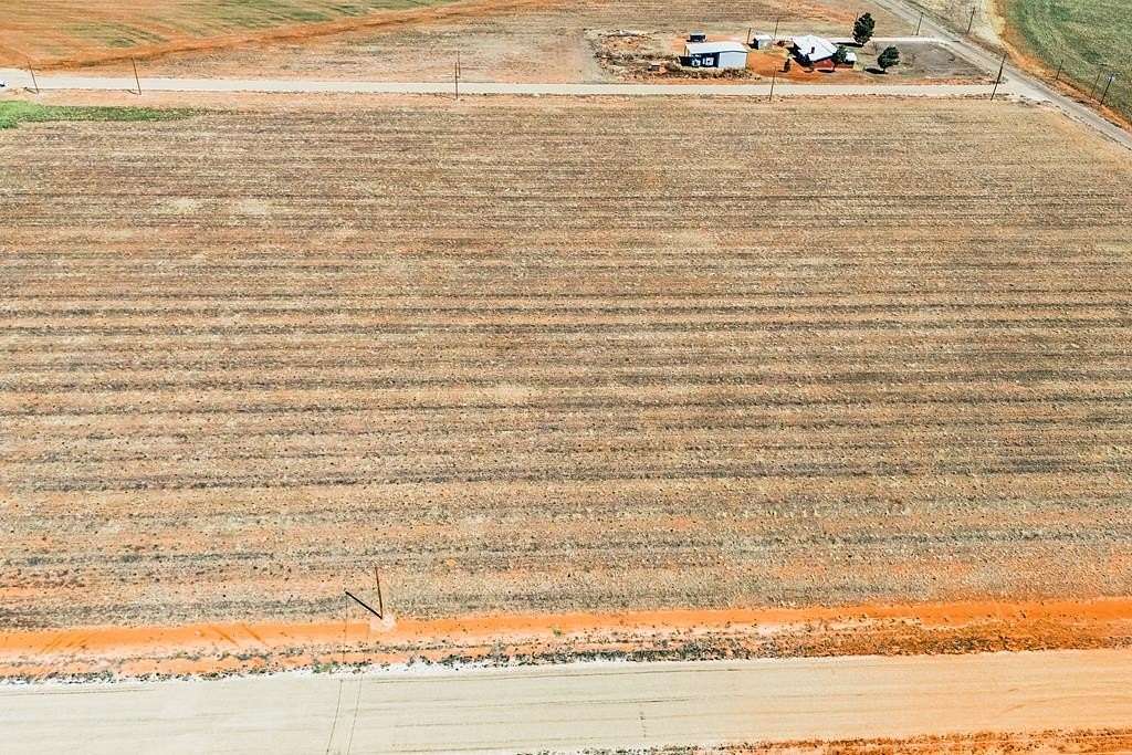 1.17 Acres of Residential Land for Sale in Seminole, Texas
