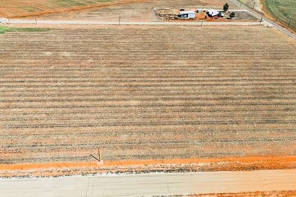 1.17 Acres of Residential Land for Sale in Seminole, Texas