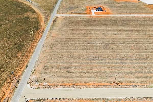 2 Acres of Land for Sale in Seminole, Texas