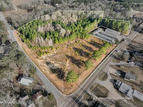14.8 Acres of Commercial Land for Sale in Ellisville, Mississippi