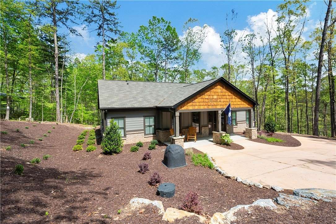 1.75 Acres of Residential Land with Home for Sale in Salem, South Carolina