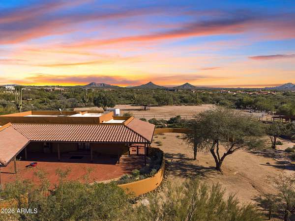 2.5 Acres of Residential Land with Home for Sale in Scottsdale, Arizona