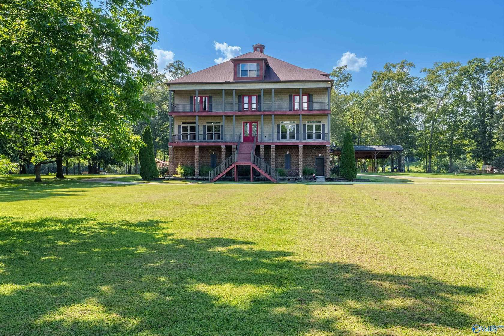 2.68 Acres of Residential Land with Home for Sale in Rogersville, Alabama