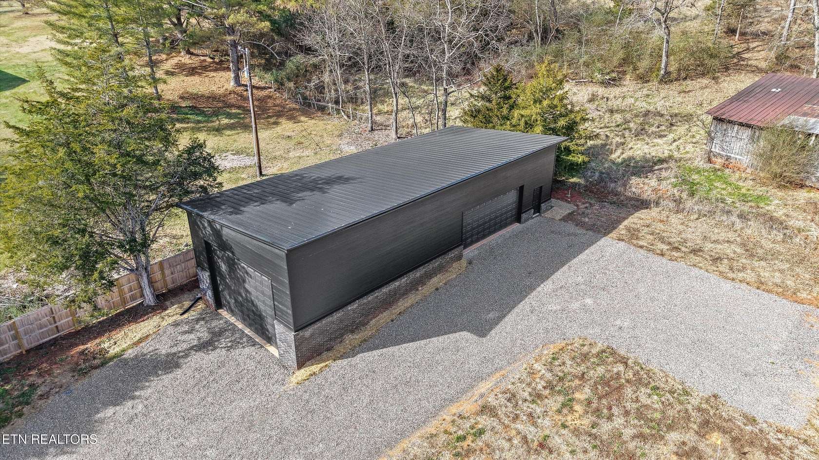 2 Acres of Residential Land with Home for Sale in Sweetwater, Tennessee