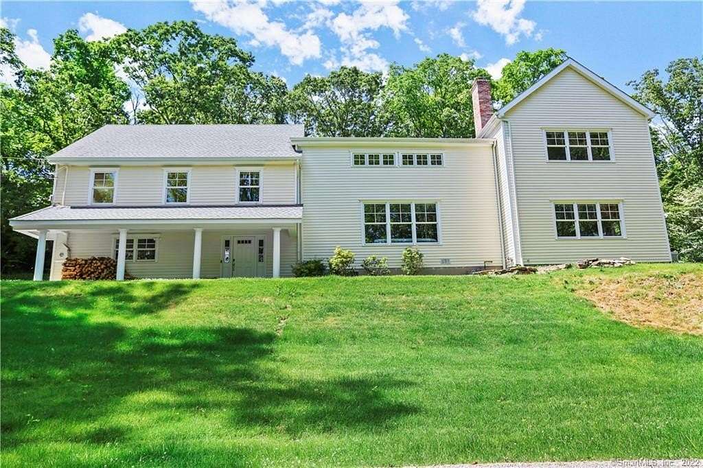 2 Acres of Land with Home for Lease in Fairfield, Connecticut