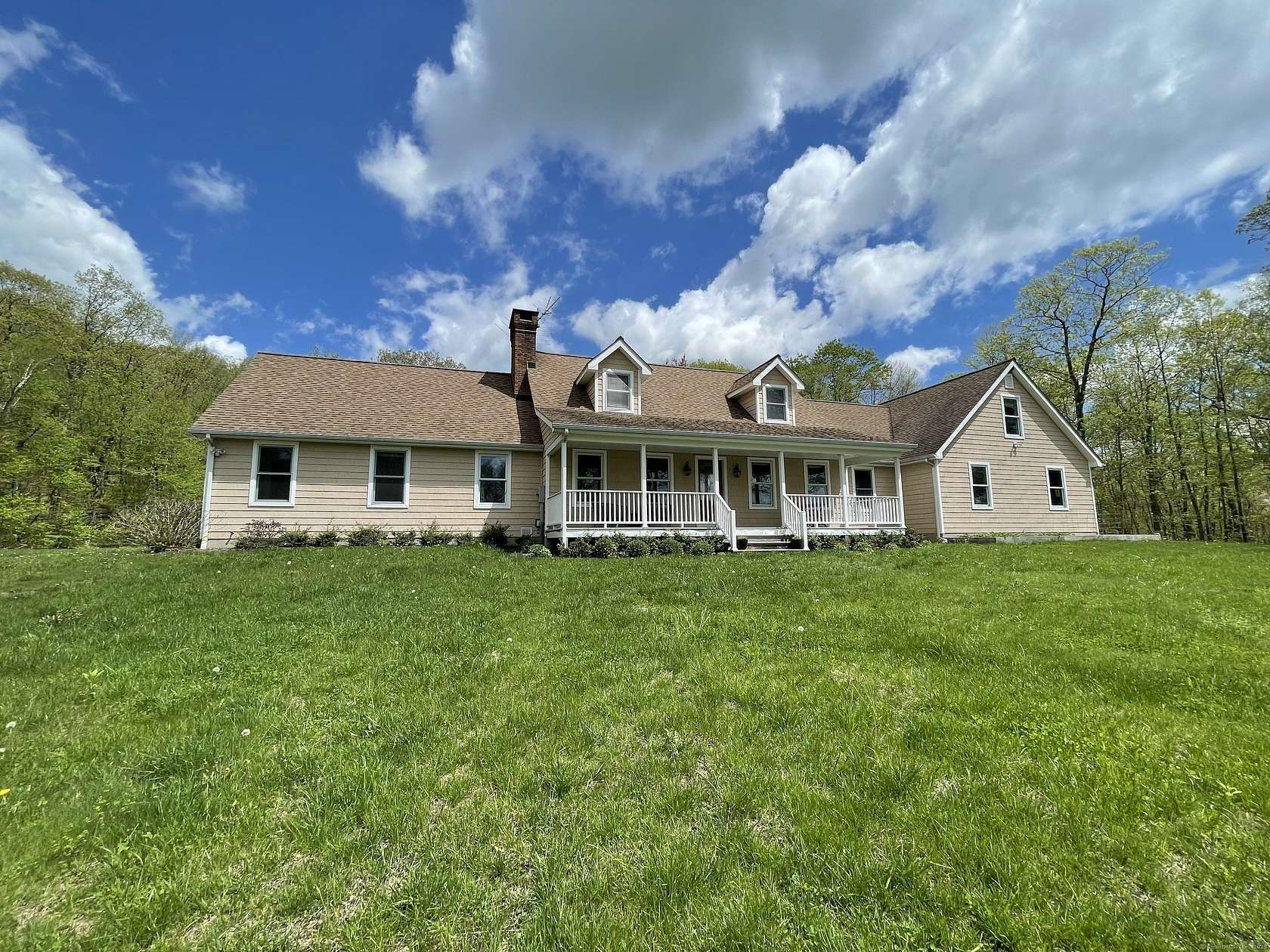 36 Acres of Land with Home for Lease in Warren, Connecticut