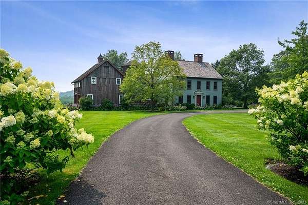 5.17 Acres of Residential Land with Home for Lease in Bridgewater, Connecticut