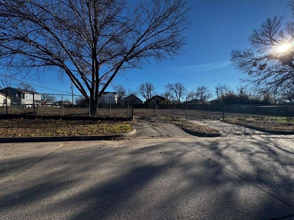 0.43 Acres of Commercial Land for Sale in Fort Worth, Texas