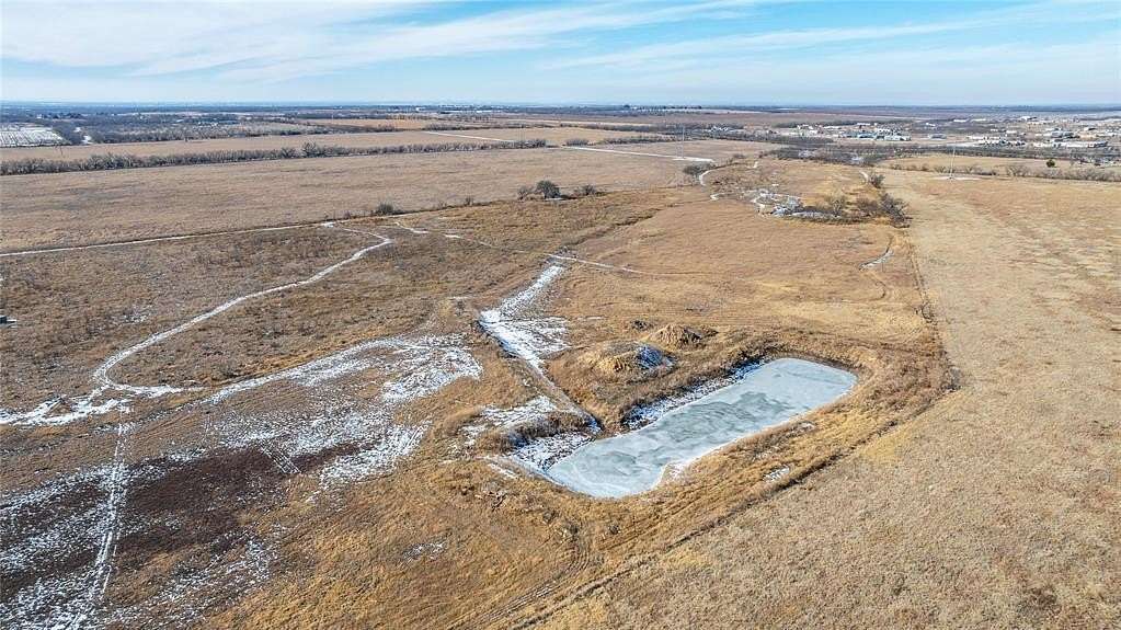 27 Acres of Agricultural & Residential Land for Sale in Clyde, Texas