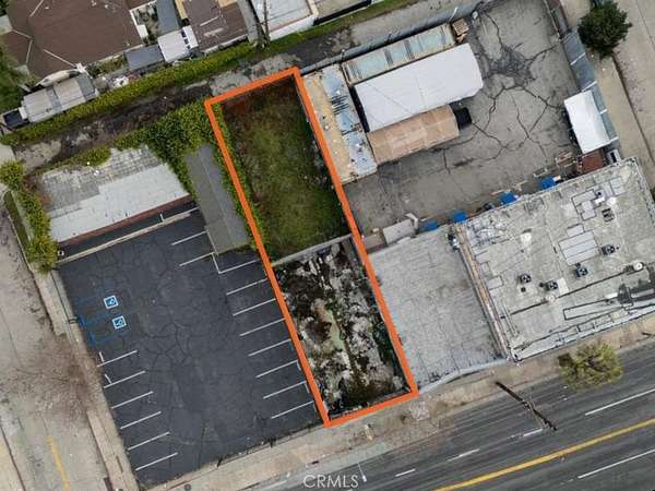 0.09 Acres of Mixed-Use Land for Sale in Los Angeles, California