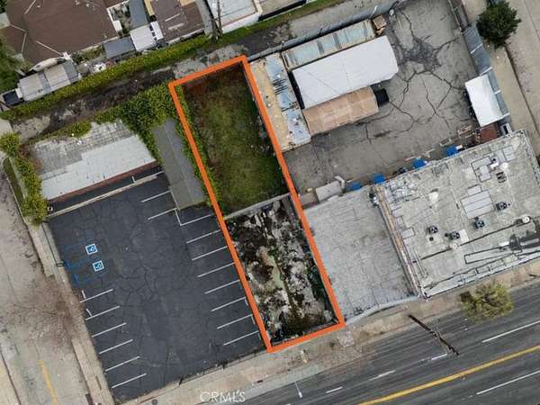0.09 Acres of Commercial Land for Sale in Los Angeles, California