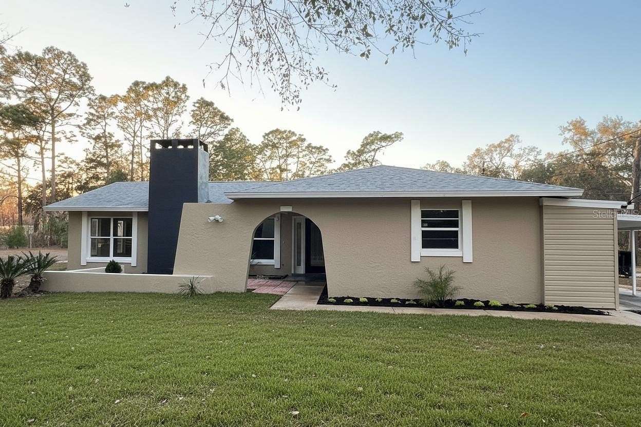 3.6 Acres of Land with Home for Sale in Crystal River, Florida