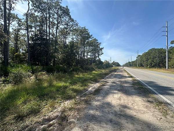 2.63 Acres of Commercial Land for Sale in Homosassa, Florida