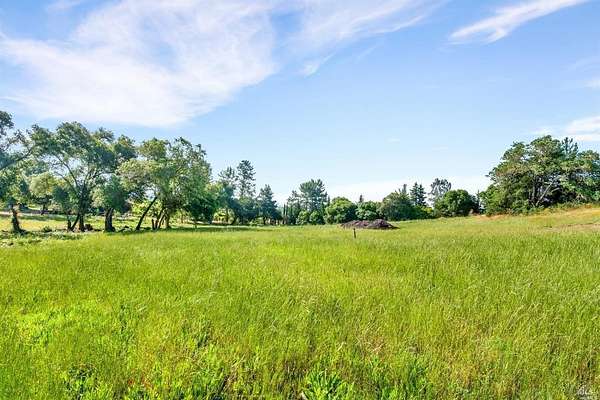 2.3 Acres of Residential Land for Sale in Healdsburg, California
