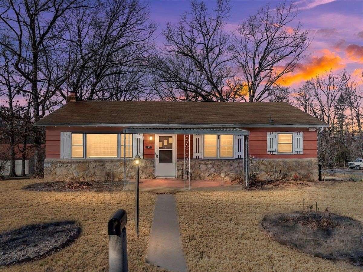 1.5 Acres of Improved Mixed-Use Land for Sale in New Market, Virginia