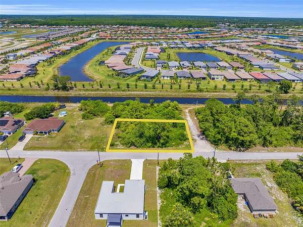 0.25 Acres of Residential Land for Sale in Lehigh Acres, Florida