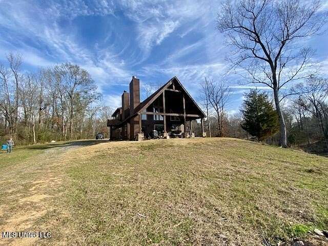 805 Acres of Land with Home for Sale in Woodville, Mississippi