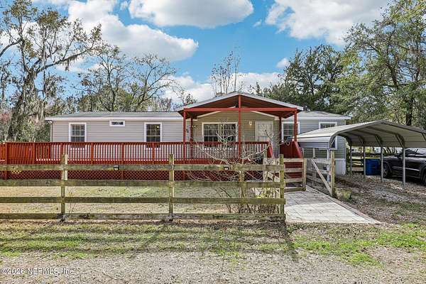 1.5 Acres of Residential Land with Home for Sale in Jacksonville, Florida