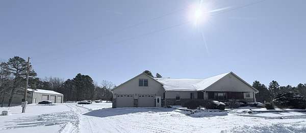 83.7 Acres of Recreational Land with Home for Sale in Summersville, Missouri