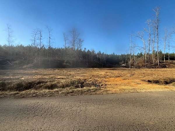 8.53 Acres of Land for Sale in Savannah, Tennessee