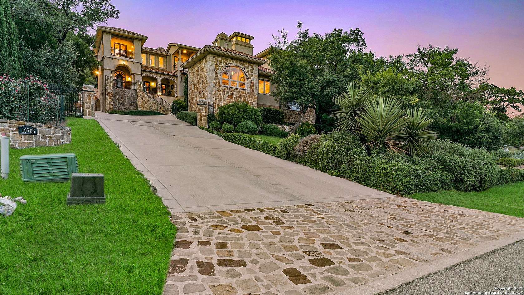 2.34 Acres of Residential Land with Home for Sale in San Antonio, Texas