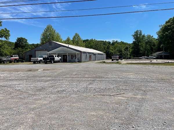 3.4 Acres of Mixed-Use Land for Sale in Waverly, Tennessee
