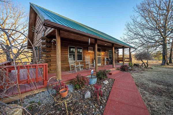 4.34 Acres of Land with Home for Sale in Evening Shade, Arkansas