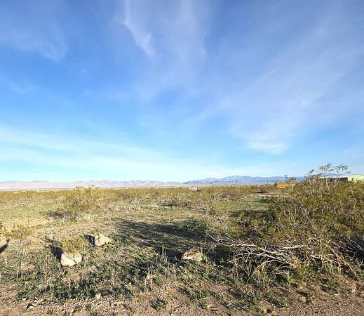 2.35 Acres of Land for Sale in Golden Valley, Arizona