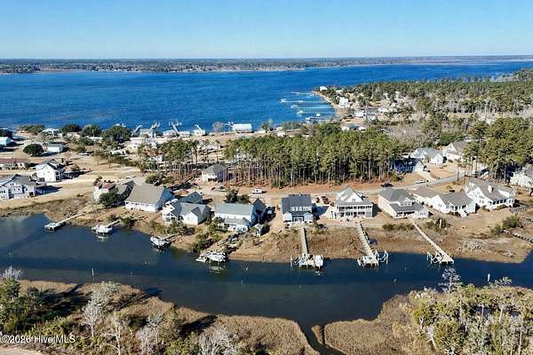 0.43 Acres of Residential Land for Sale in Swansboro, North Carolina