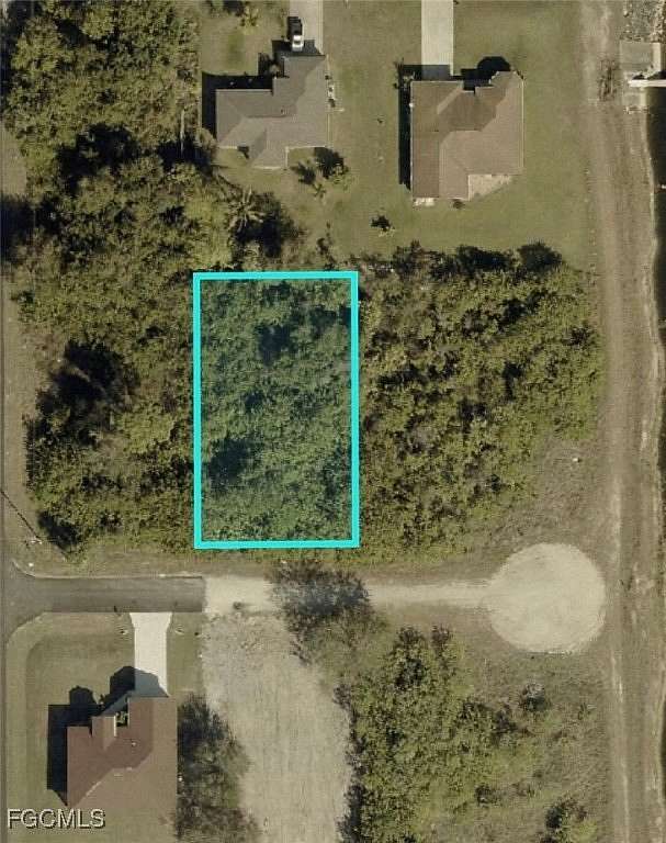 0.25 Acres of Residential Land for Sale in Lehigh Acres, Florida