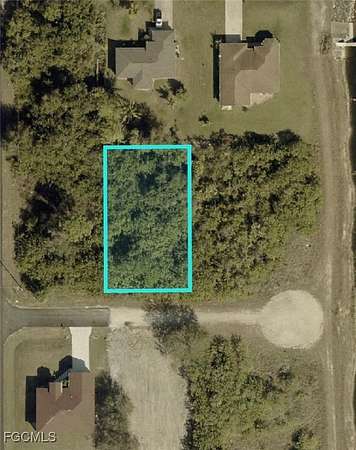 0.25 Acres of Residential Land for Sale in Lehigh Acres, Florida