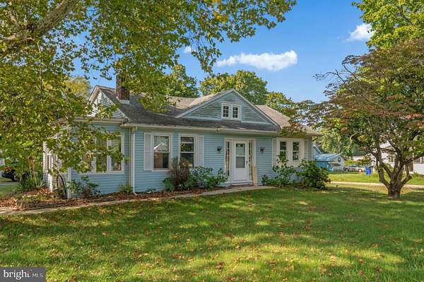 5 Acres of Residential Land with Home for Lease in Millville, New Jersey