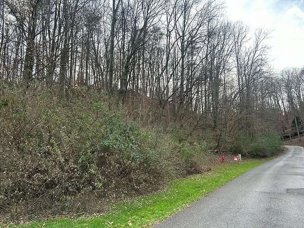 0.78 Acres of Residential Land for Sale in Pikeville, Kentucky