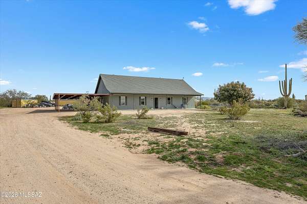 10.3 Acres of Land with Home for Sale in Marana, Arizona