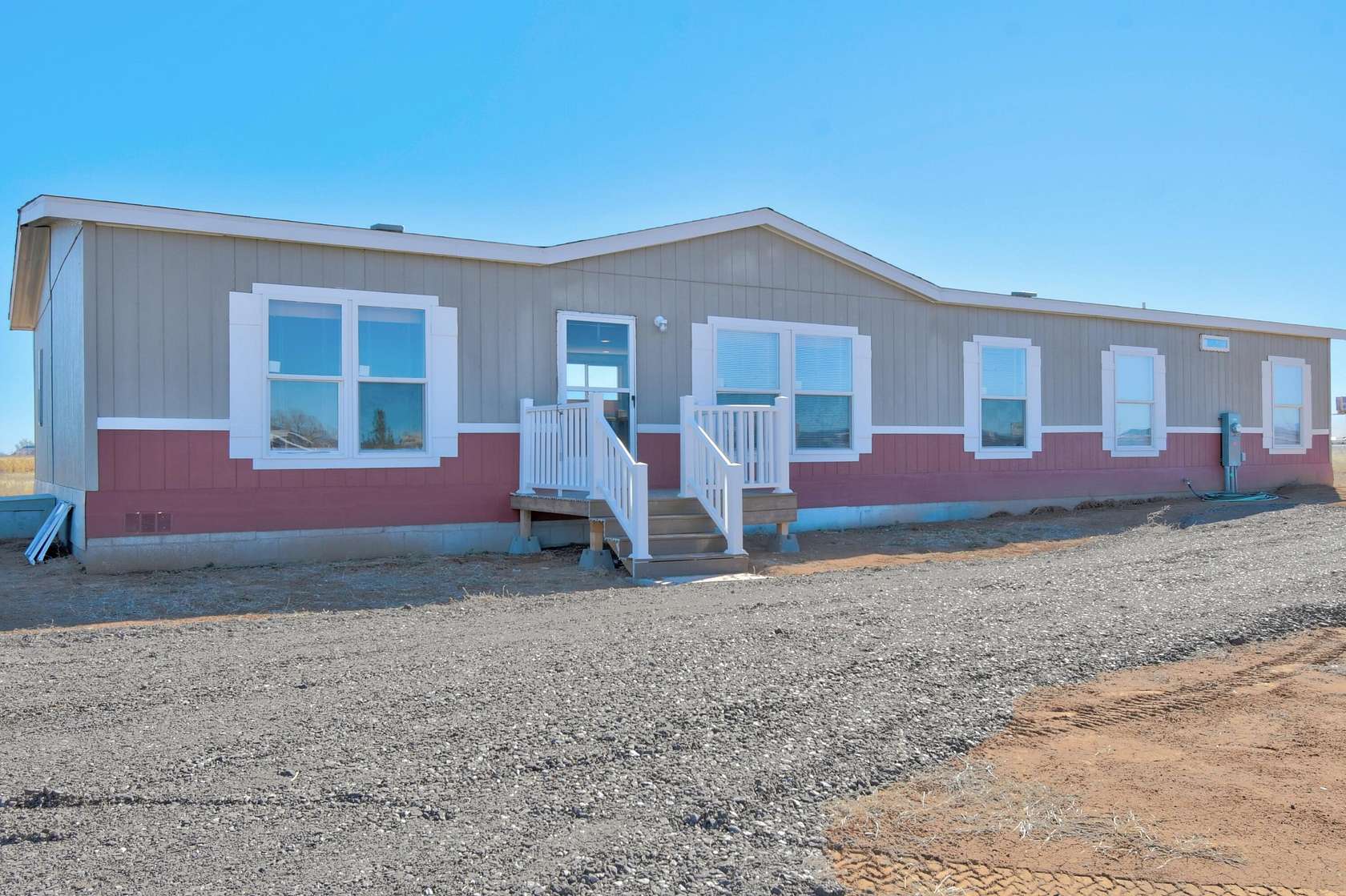 2.5 Acres of Land with Home for Sale in Moriarty, New Mexico