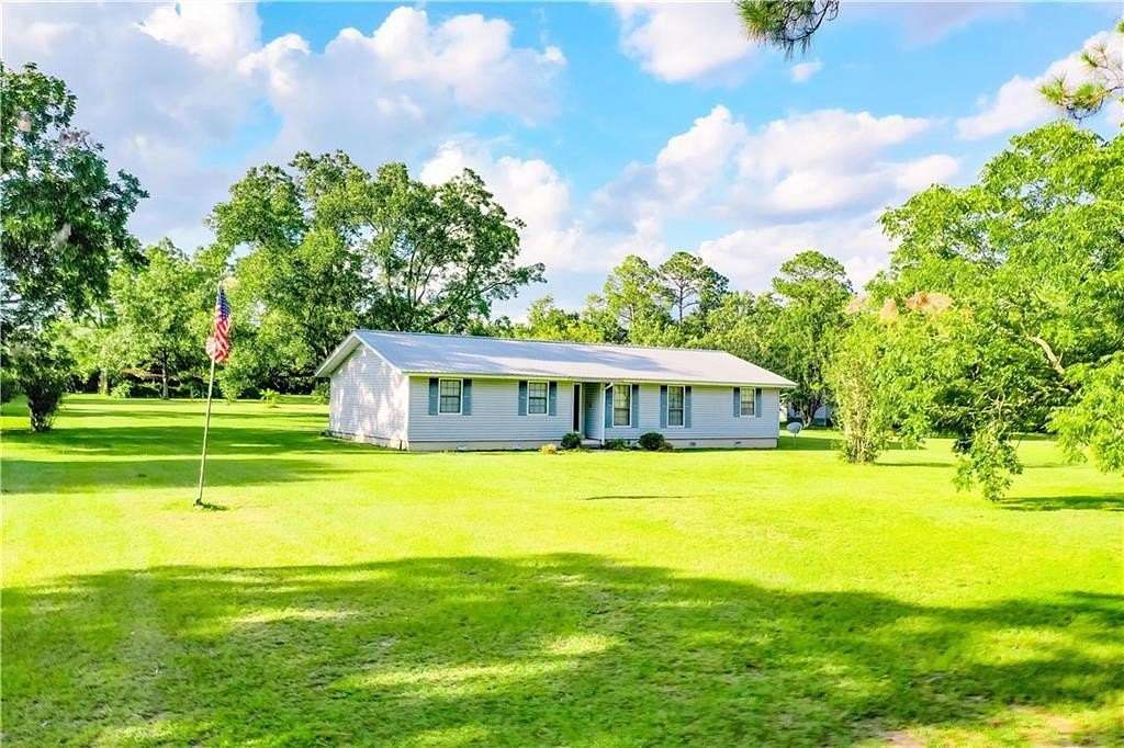 3.54 Acres of Land with Home for Sale in Blackshear, Georgia