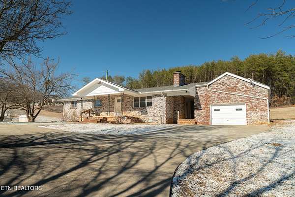 1.6 Acres of Residential Land with Home for Sale in Seymour, Tennessee