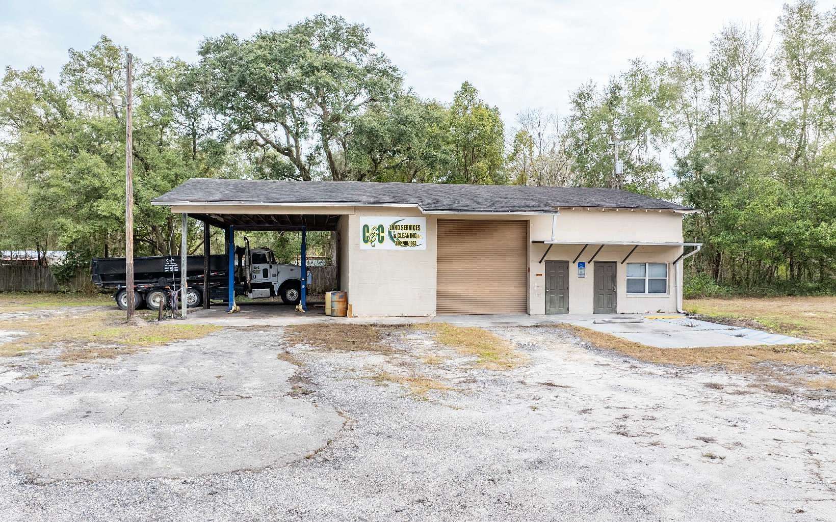 3 Acres of Improved Mixed-Use Land for Lease in Live Oak, Florida