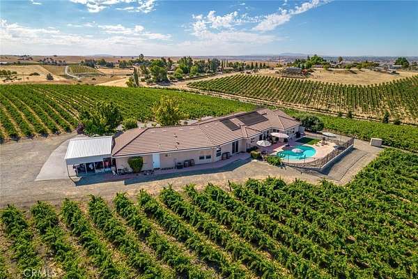 10 Acres of Land with Home for Sale in Paso Robles, California