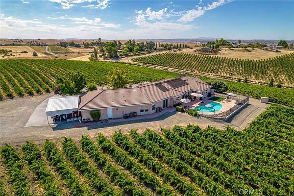 10 Acres of Land with Home for Sale in Paso Robles, California