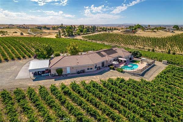 10 Acres of Land with Home for Sale in Paso Robles, California