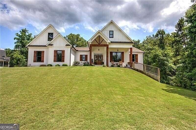 3 Acres of Residential Land with Home for Sale in Kingston, Georgia