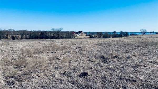 3.59 Acres of Land for Sale in Corsicana, Texas