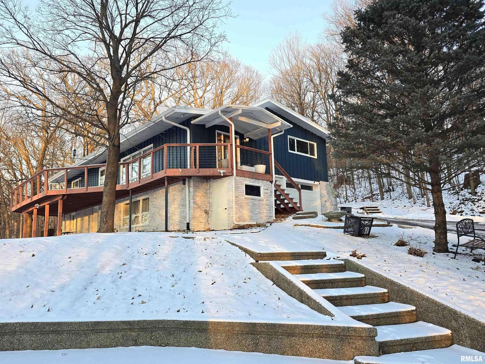 4.23 Acres of Residential Land with Home for Sale in East Peoria, Illinois